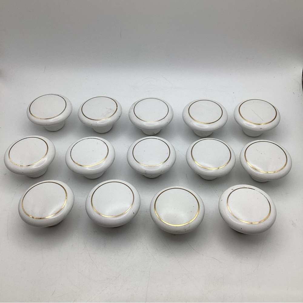 14 White w/ Gold Round 1.5” Ceramic Porcelain Cabinet Drawer Knobs Pulls